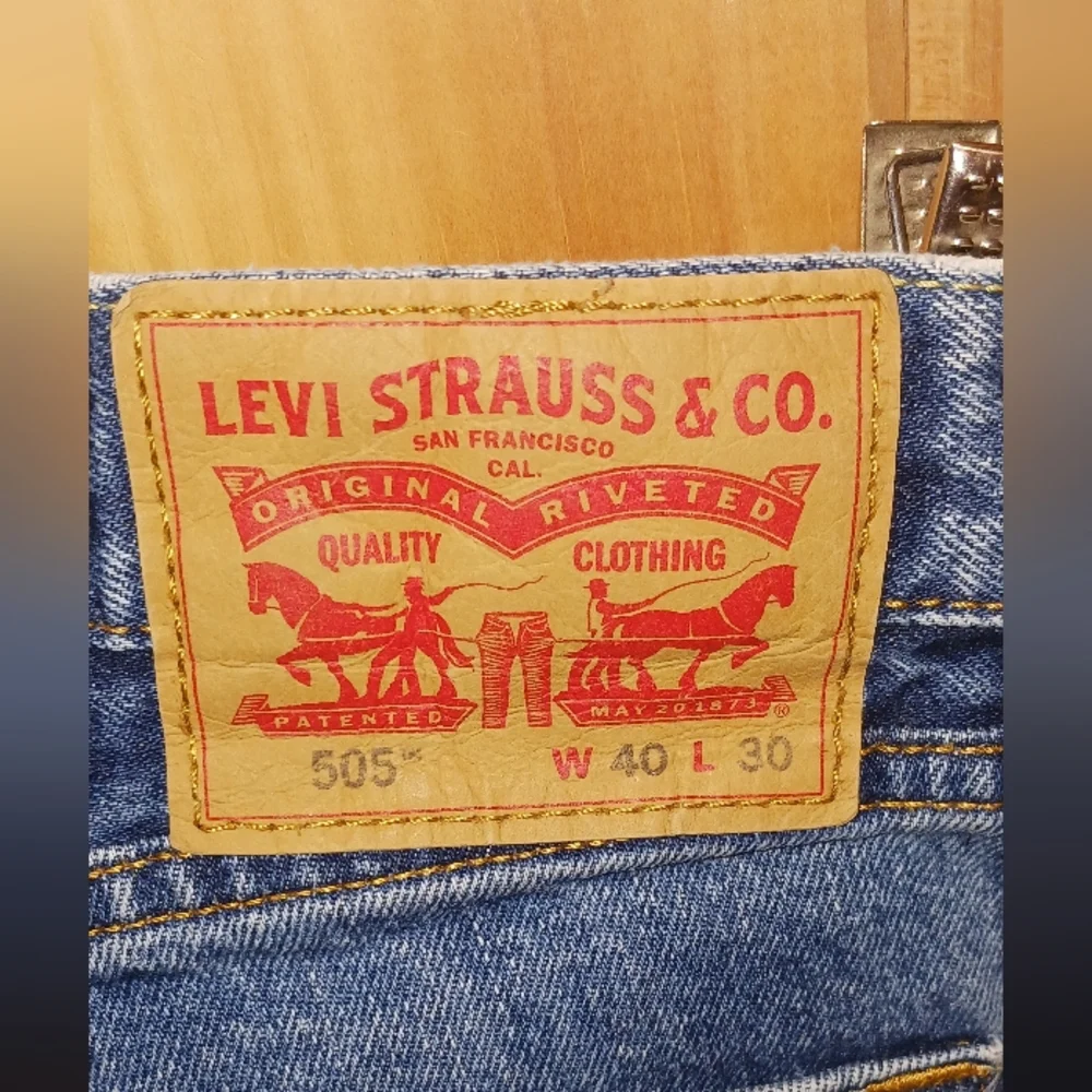 Levi's 505 Men's 5-Pocket Jeans